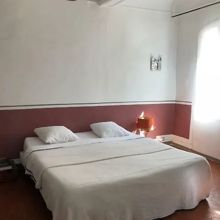 La Maison Rose *